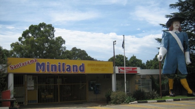 Santarama Miniland