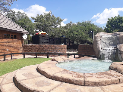 Manzi Maningi Private Game Lodge